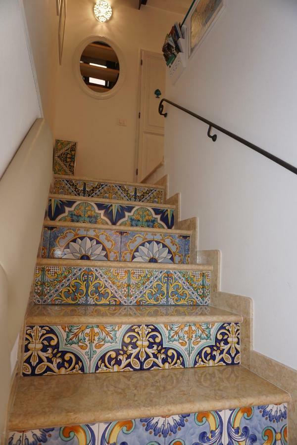 Casa Vacanze Torre Dei Gualtieri San Benedetto del Tronto Exterior foto